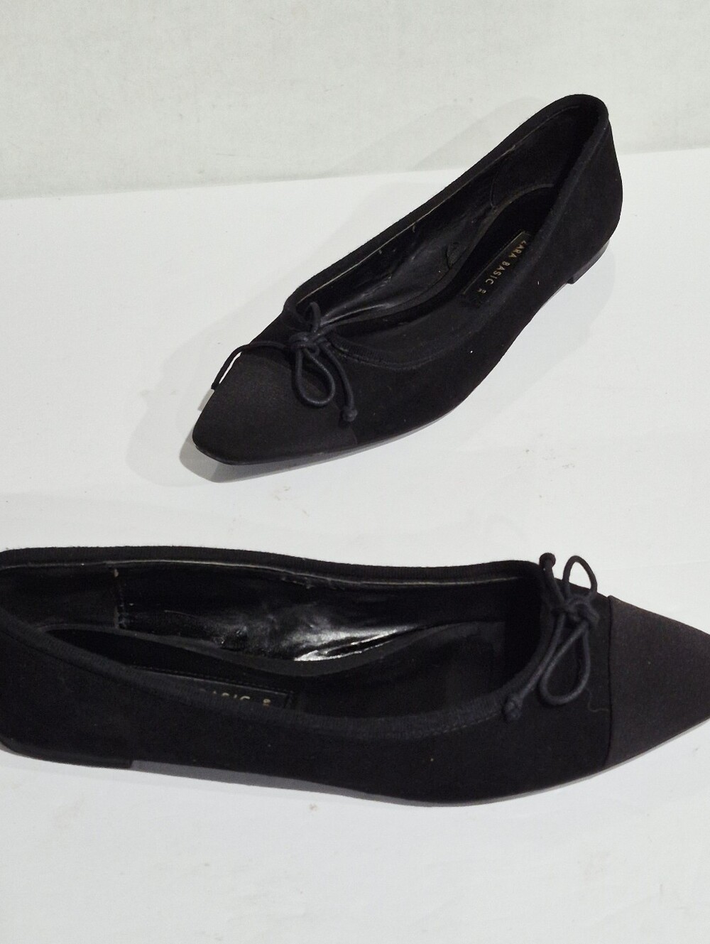 Zara Black Pointed Ballet Flats with Decorative Bow Size 39